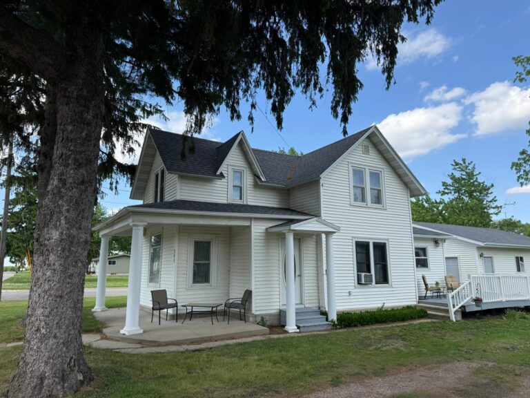 Just Listed! 245 5th Avenue NE, Blooming Prairie, MN